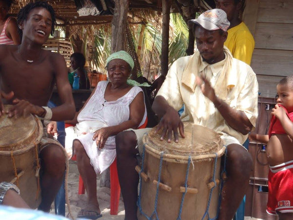 Cayos Cochinos All Day Snorkel Trip