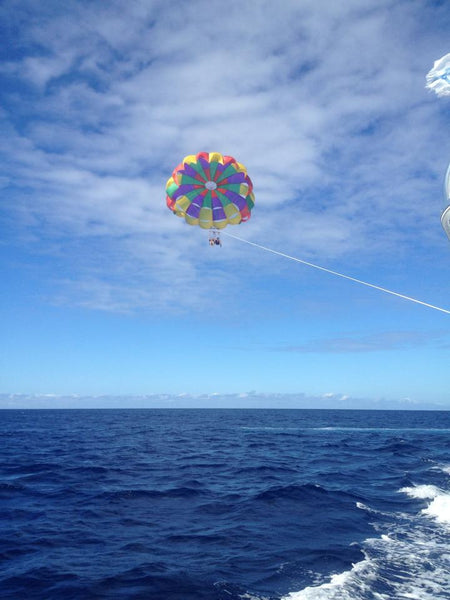 Parasailing in Roatan
